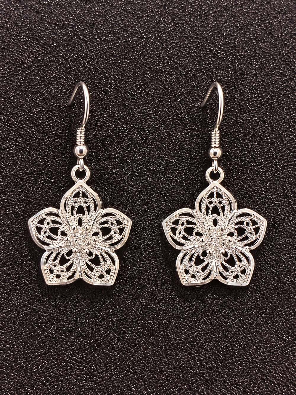 Flower Filigree Dangle Earrings